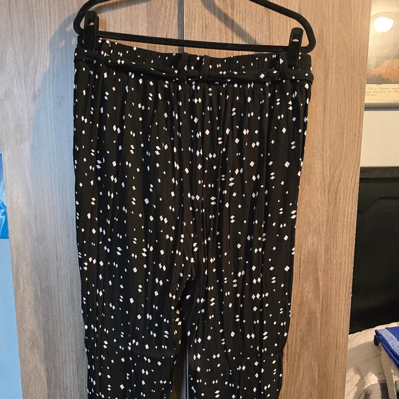 Torrid Pull-On Wide Leg Gauze High-Rise Smocked Waistband Pant- 0x - Picture 5 of 10